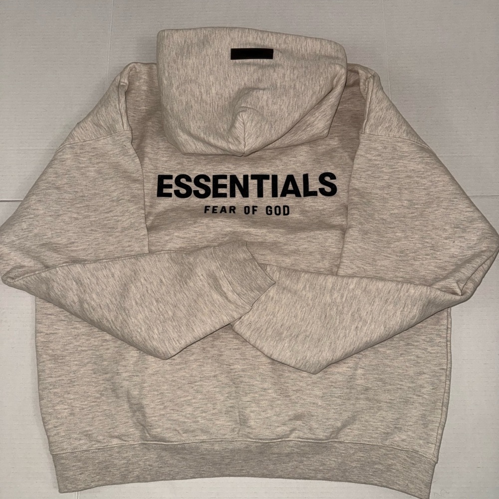 SS22 LIGHT OAT ESSENTIAL HOODIE